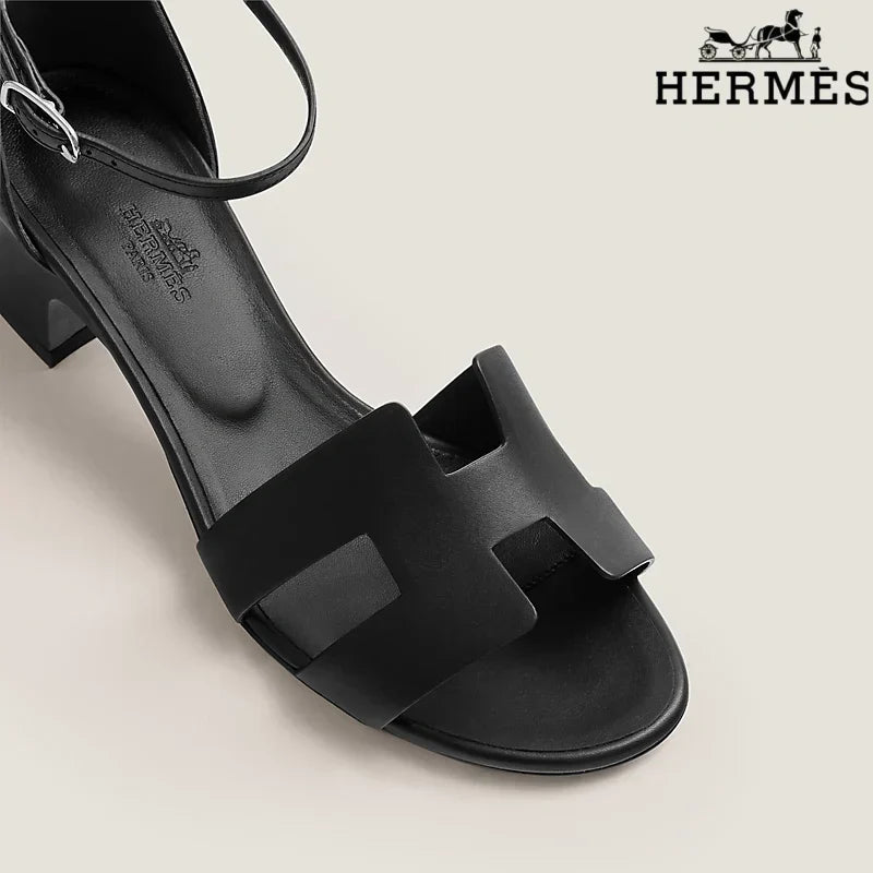 Herm¨¨s Oasis Black Heeled Sandal